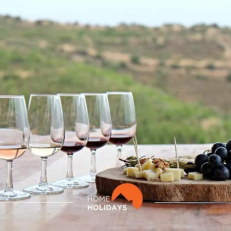 #154 V2 Branca 54 By Holidays 펜션 *